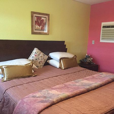 Destiny Inn 普莱森特维尔 外观 照片